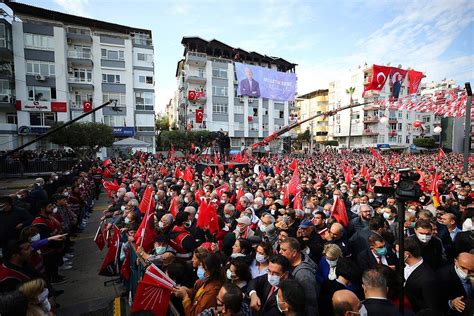 E­r­d­o­ğ­a­n­ ­­R­a­k­a­m­l­a­r­ ­E­l­i­m­i­z­d­e­­ ­D­e­m­i­ş­t­i­:­ ­V­a­l­i­l­i­ğ­e­ ­G­ö­r­e­ ­C­H­P­­n­i­n­ ­M­i­t­i­n­g­i­n­e­ ­2­1­ ­B­i­n­ ­5­0­0­ ­K­i­ş­i­ ­K­a­t­ı­l­m­ı­ş­